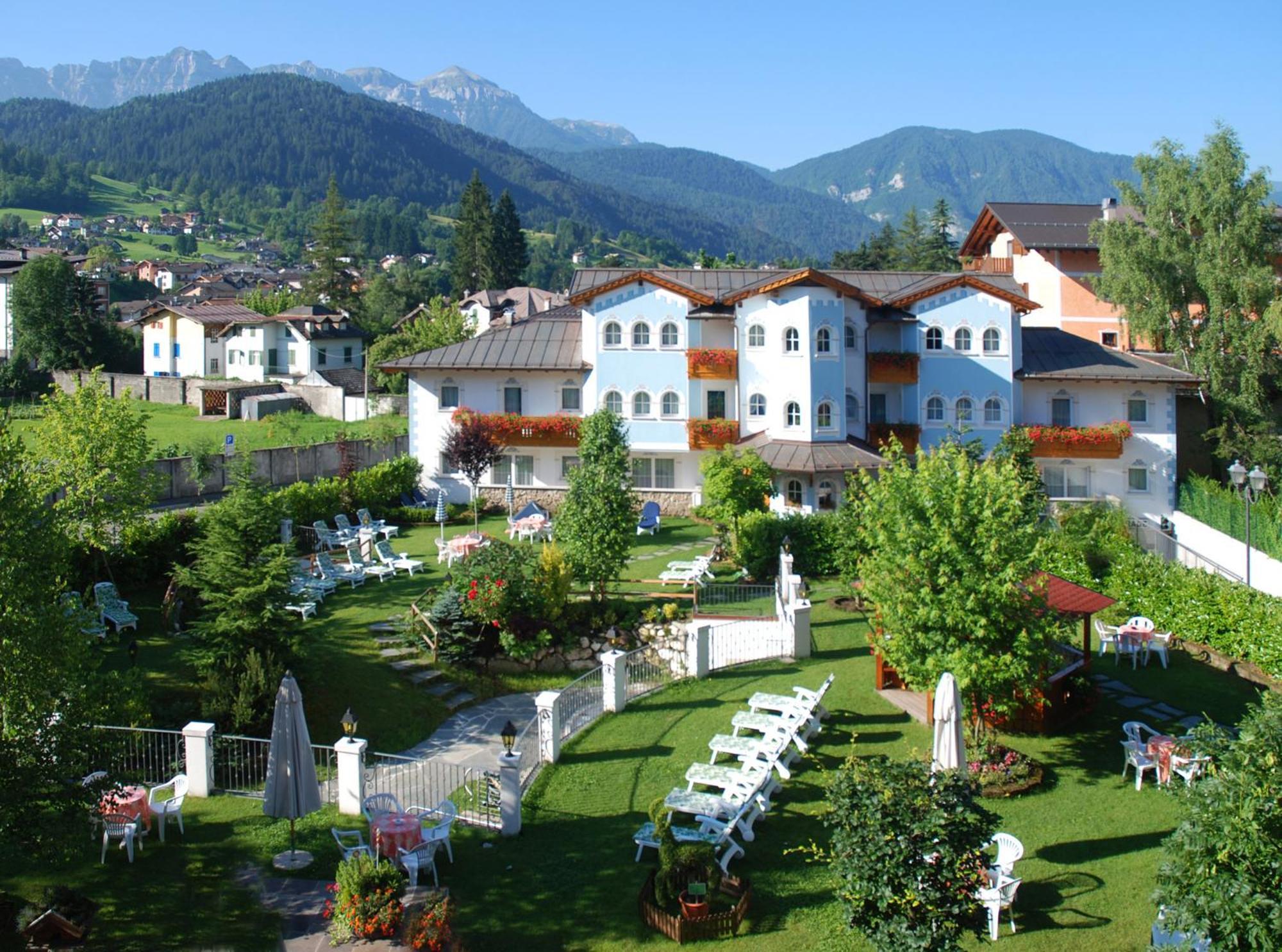 Brunet - The Dolomites Resort Fiera Di Primiero Exterior photo