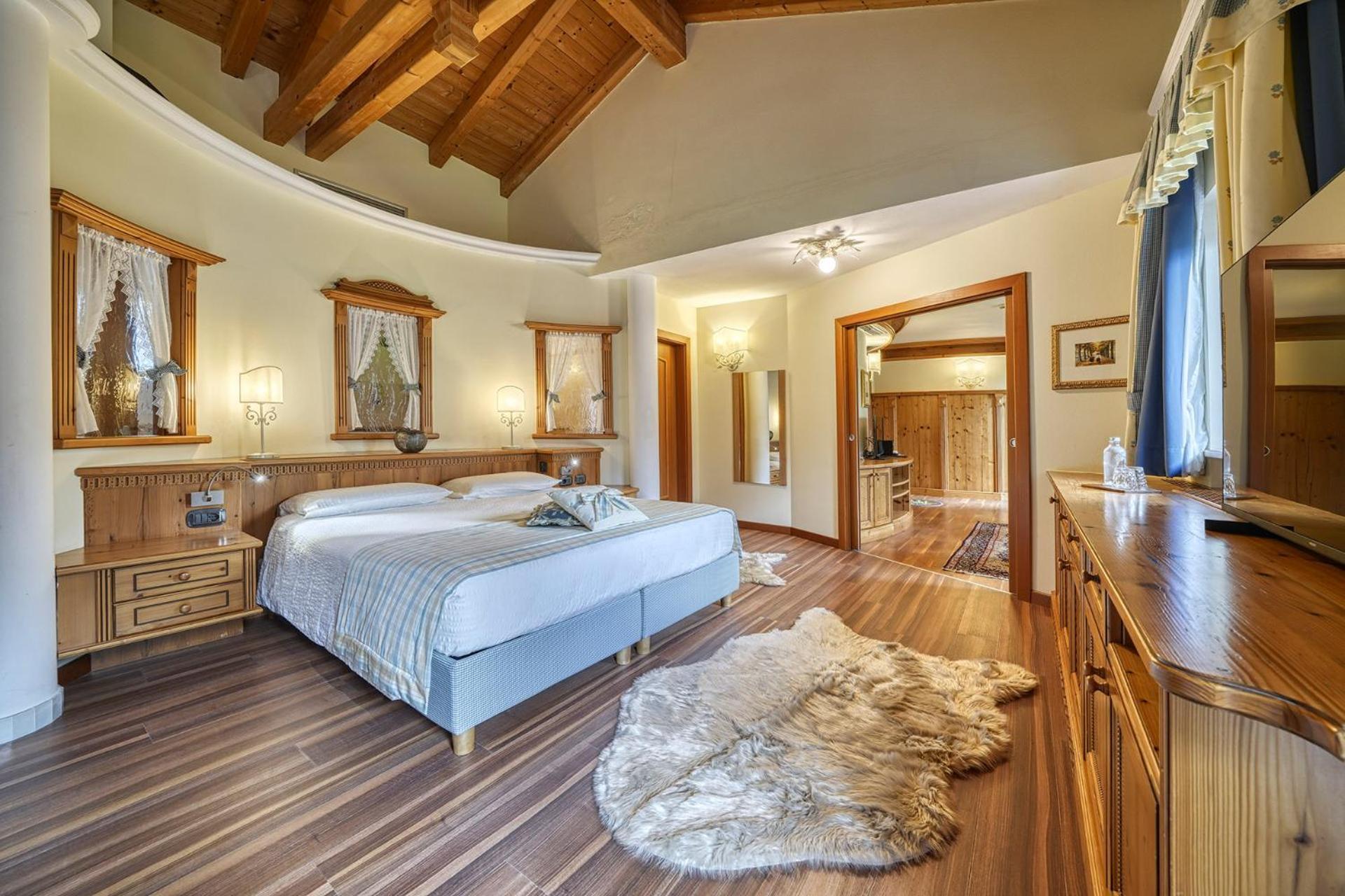 Brunet - The Dolomites Resort Fiera Di Primiero Exterior photo